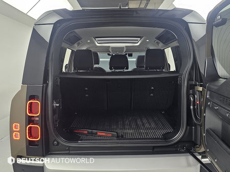Land Rover Defender — photo 19