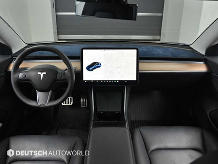 Tesla Model 3 — photo 07