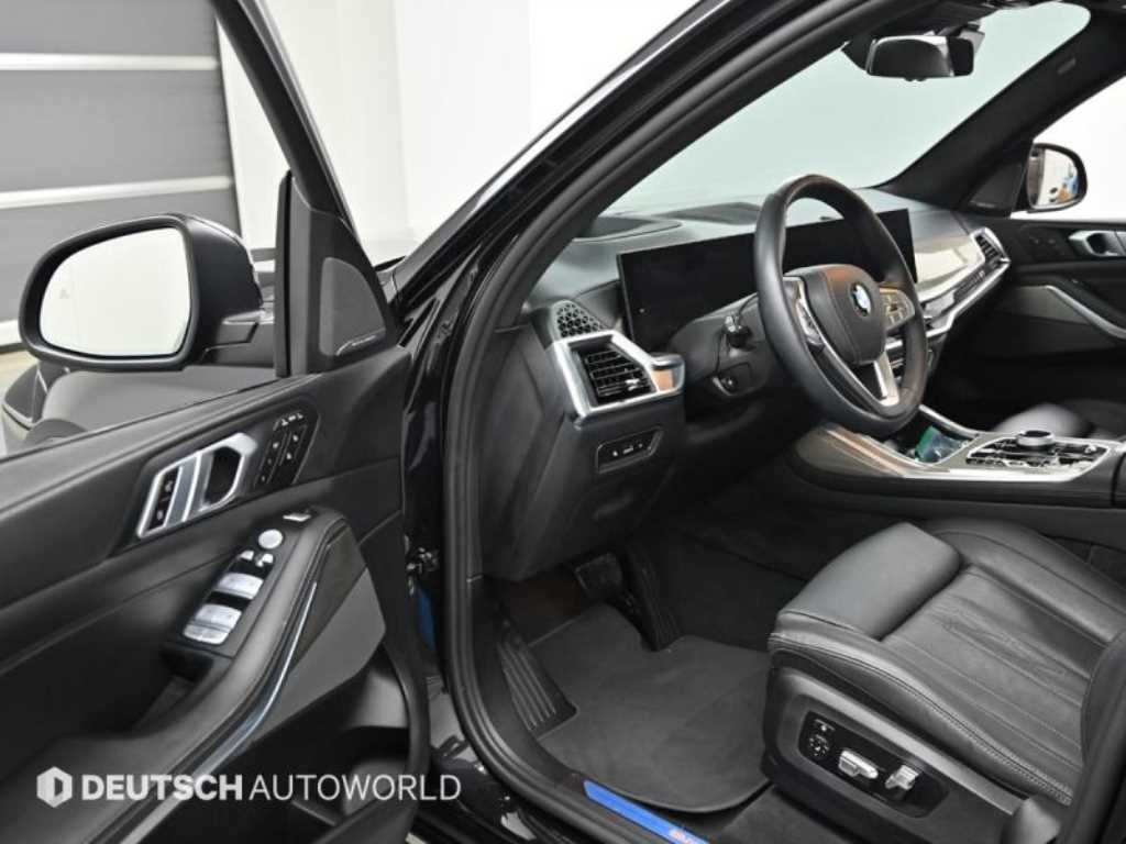 BMW X7 — photo 10