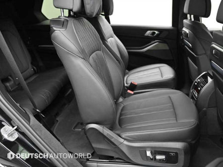 BMW X7 — photo 13