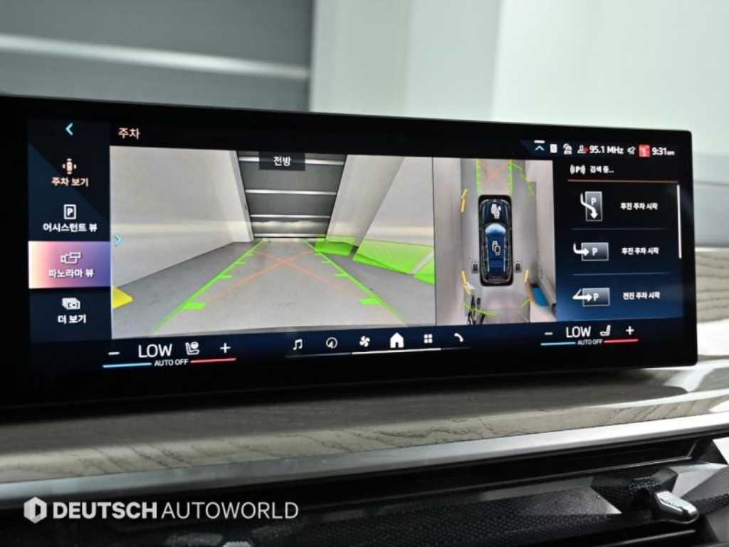 BMW X7 — photo 17