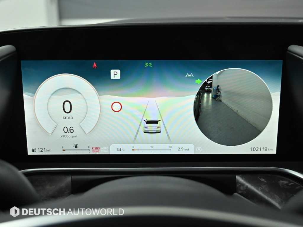 Genesis G90 — photo 08