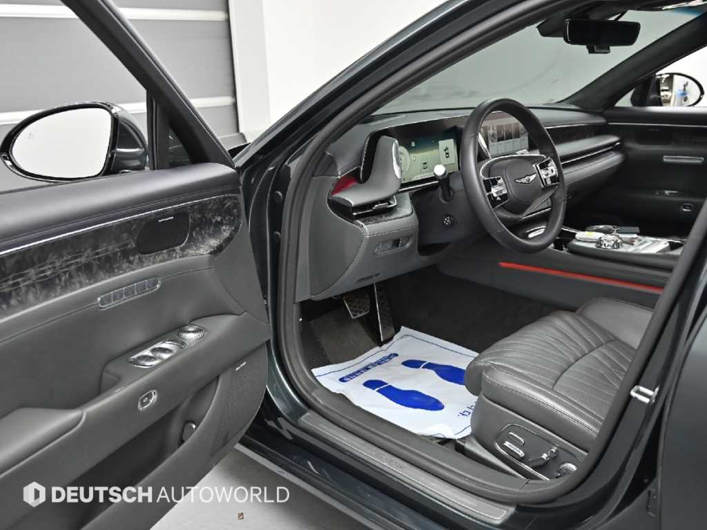 Genesis G90 — photo 11