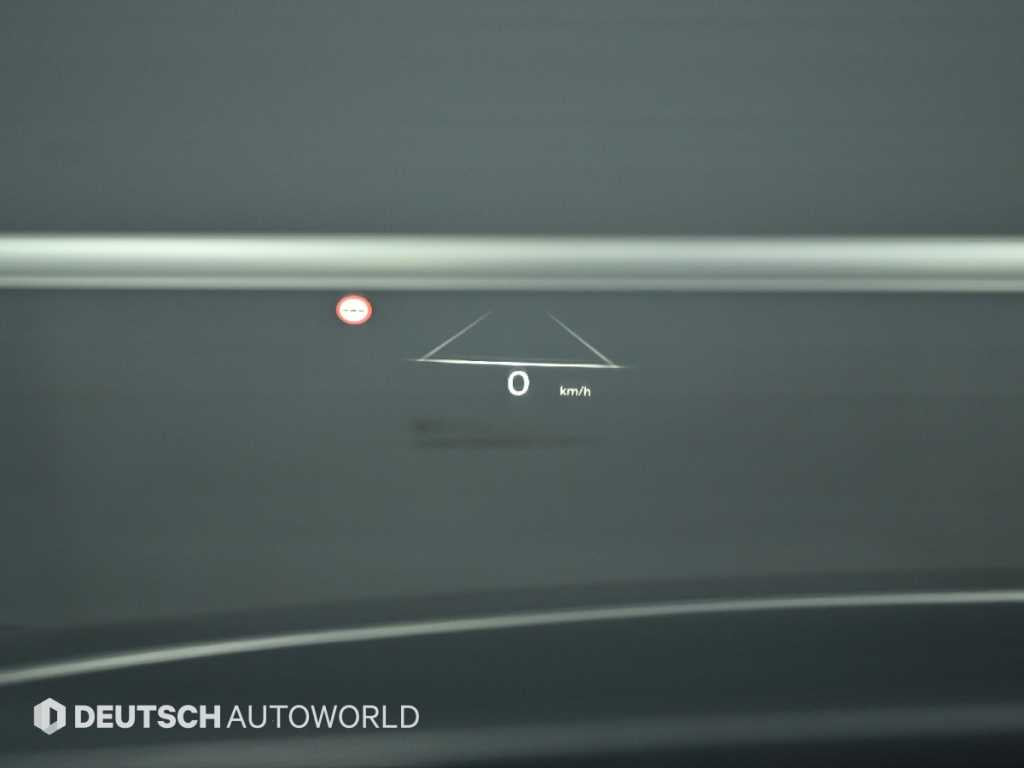 Genesis G90 — photo 17