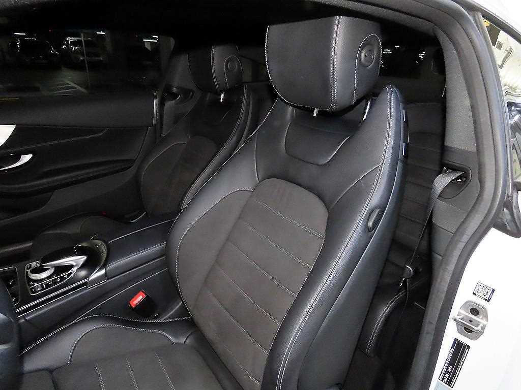 Mercedes-Benz C-Class — photo 07