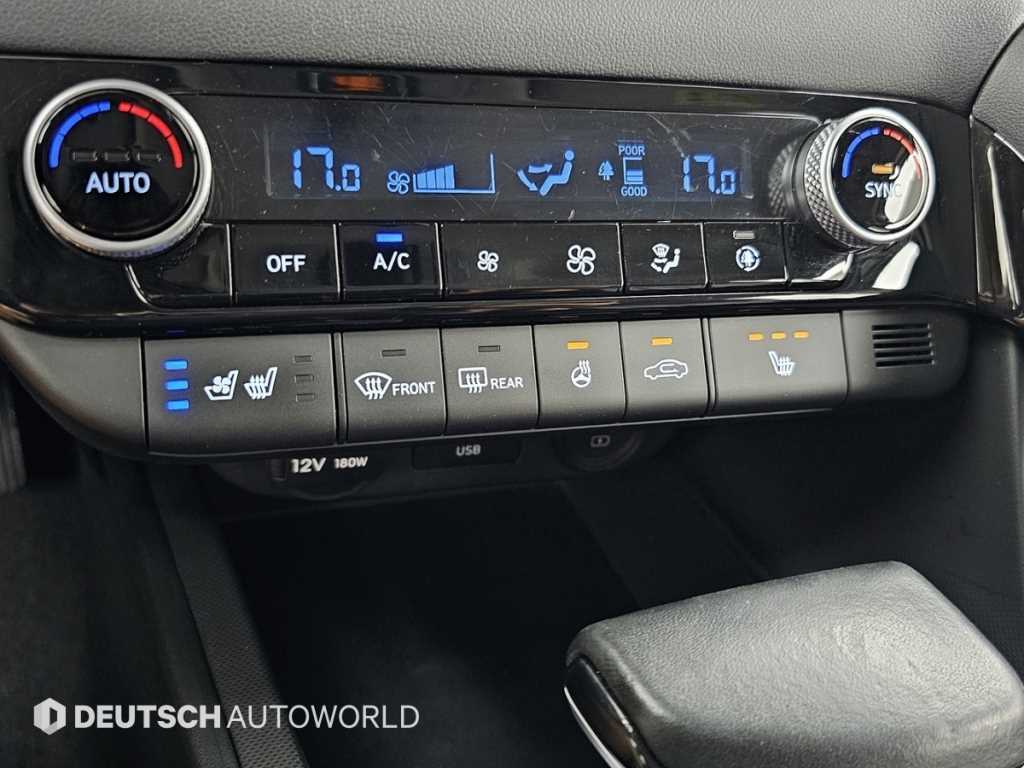 Hyundai Avante — photo 17
