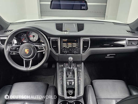 Porsche Macan — photo 07