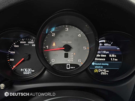 Porsche Macan — photo 08