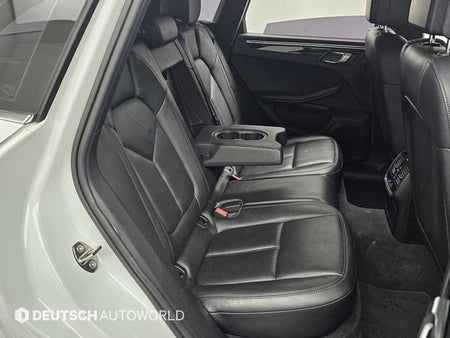 Porsche Macan — photo 12