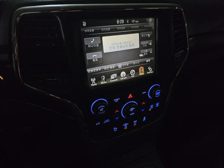Jeep Cherokee — photo 12