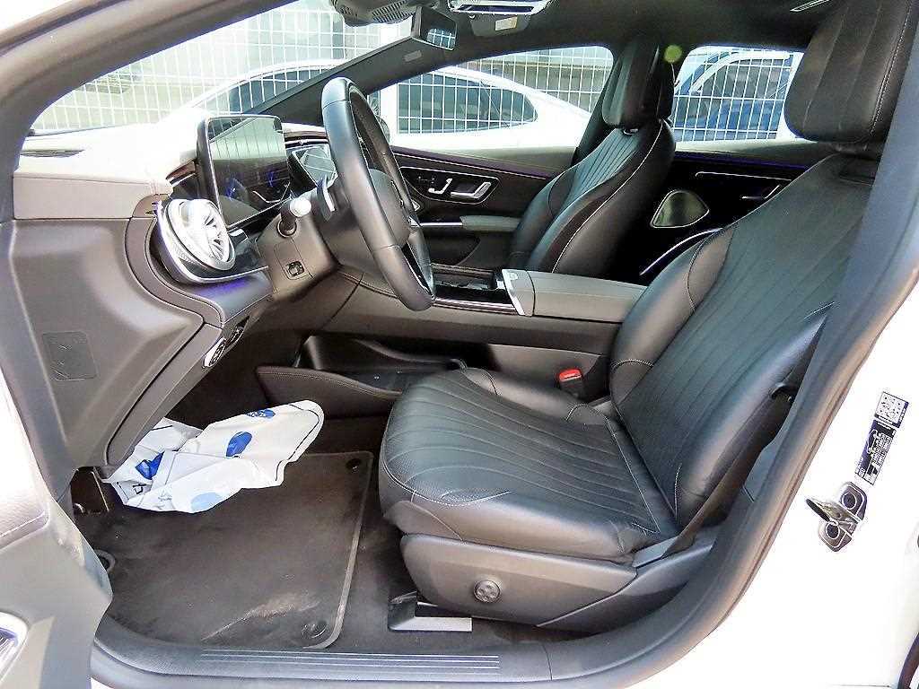 Mercedes-Benz EQS — photo 05
