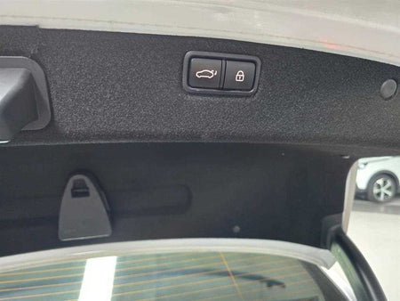 Genesis G80 — photo 18