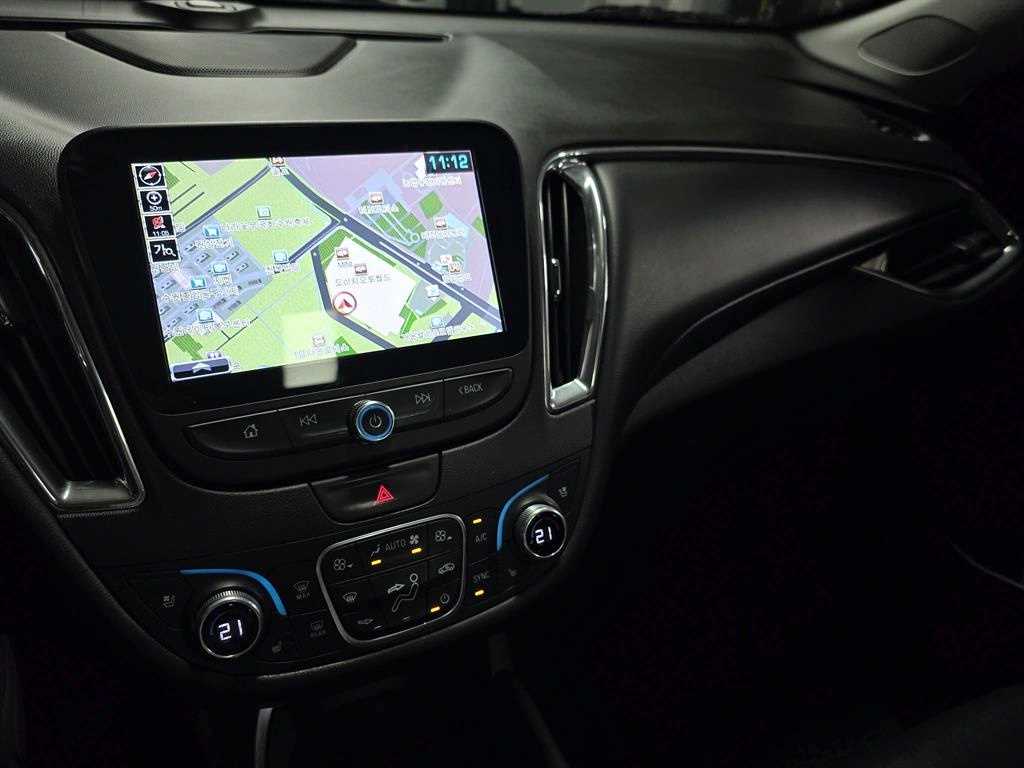 CHEVROLET Malibu — photo 11