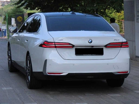 BMW 5-Series — photo 04