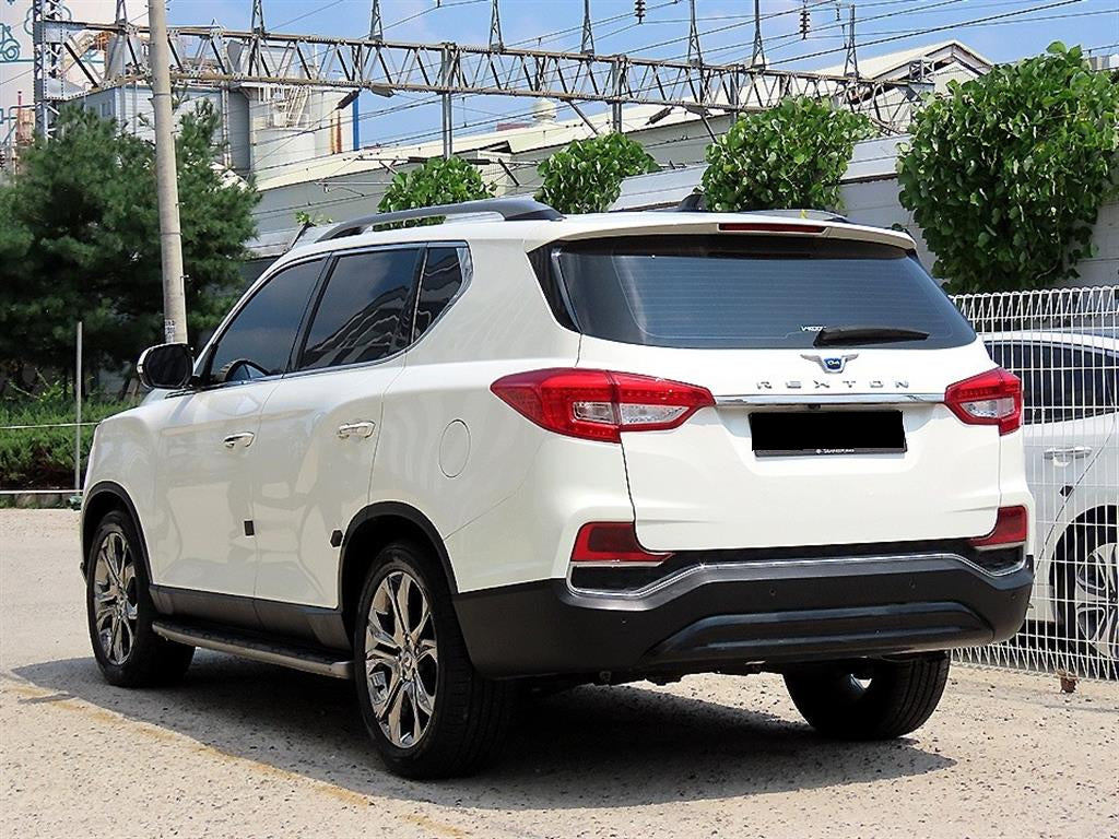 KGM Rexton — photo 03