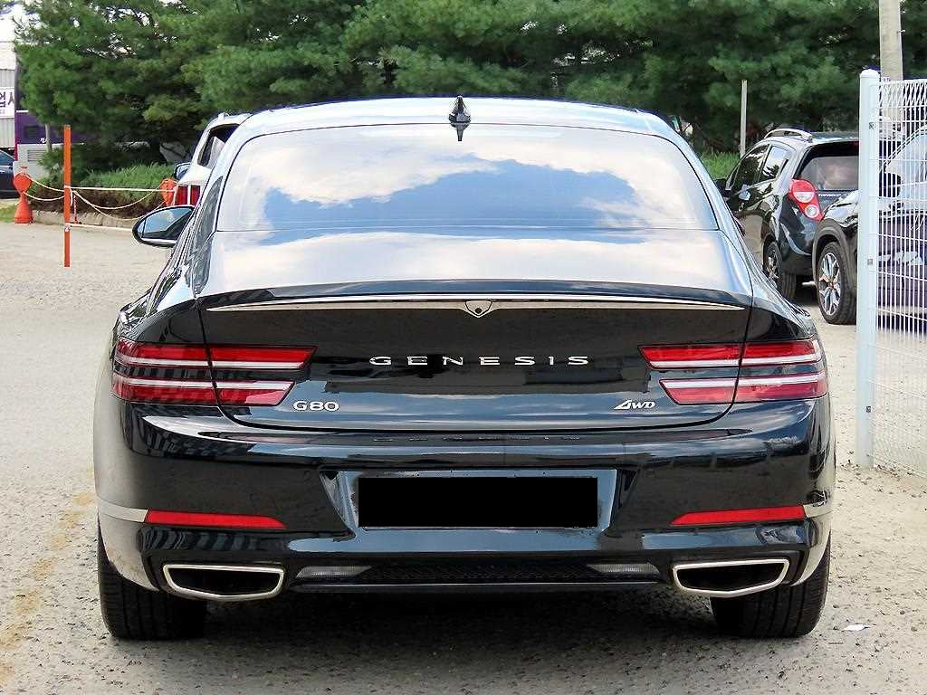 Genesis G80 — photo 03