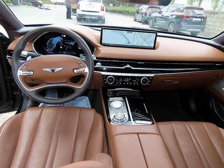 Genesis G80 — photo 07