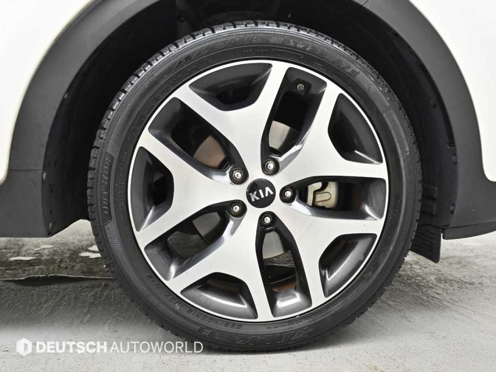 Kia Sportage — photo 05