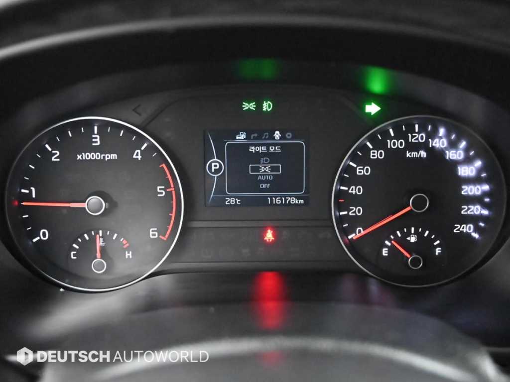 Kia Sportage — photo 08