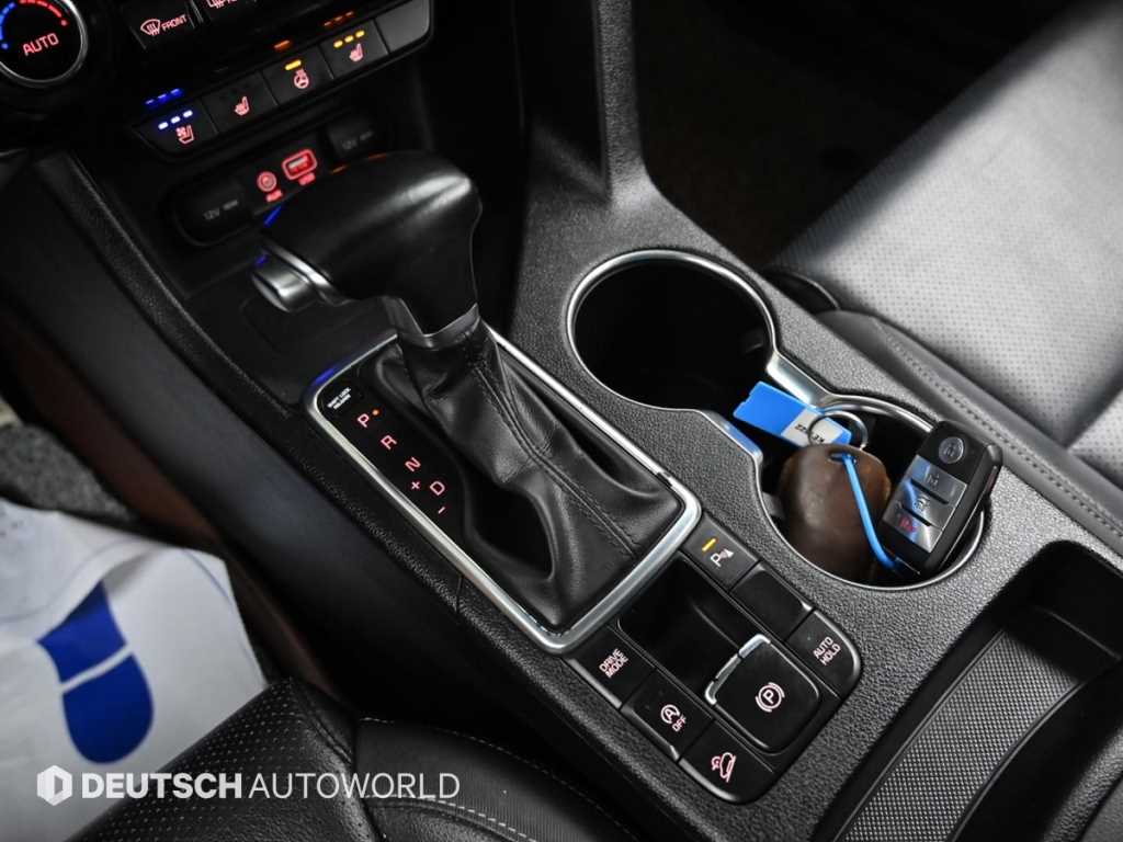Kia Sportage — photo 09