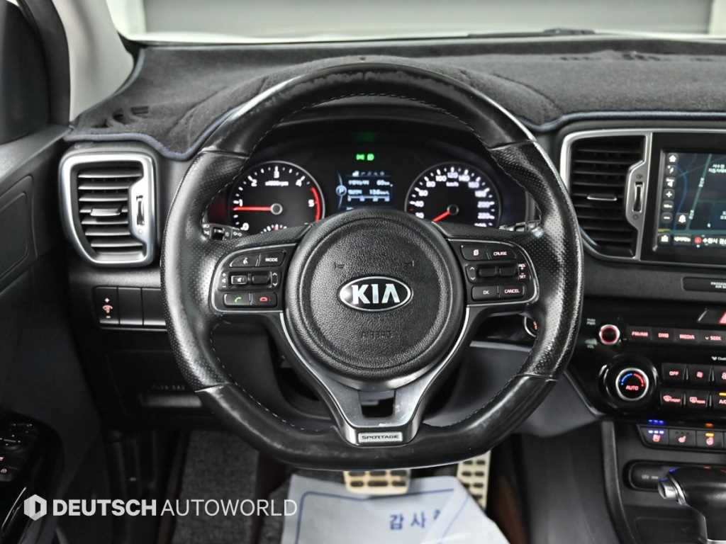 Kia Sportage — photo 13