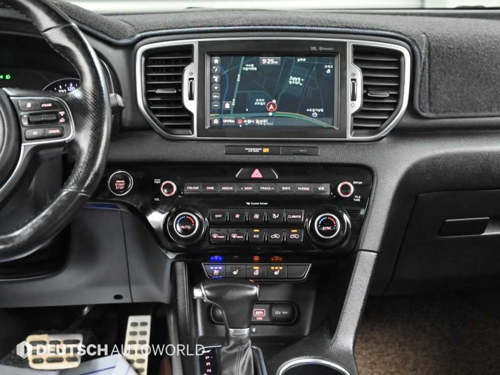 Kia Sportage — photo 14