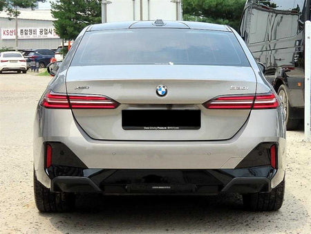 BMW 5-Series — photo 04