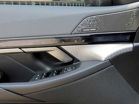 BMW 5-Series — photo 12