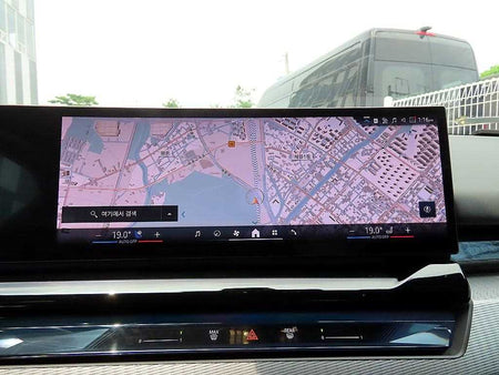 BMW 5-Series — photo 15