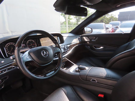 Mercedes-Benz S-Class — photo 16