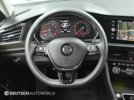 Volkswagen Jetta — photo 13
