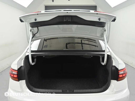 Volkswagen Jetta — photo 19