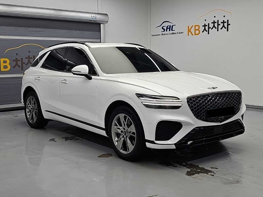Genesis GV70 — photo 04