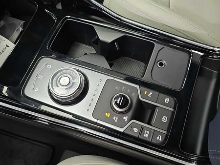 Kia Sorento — photo 08