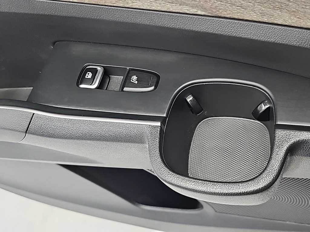 Kia Sorento — photo 14