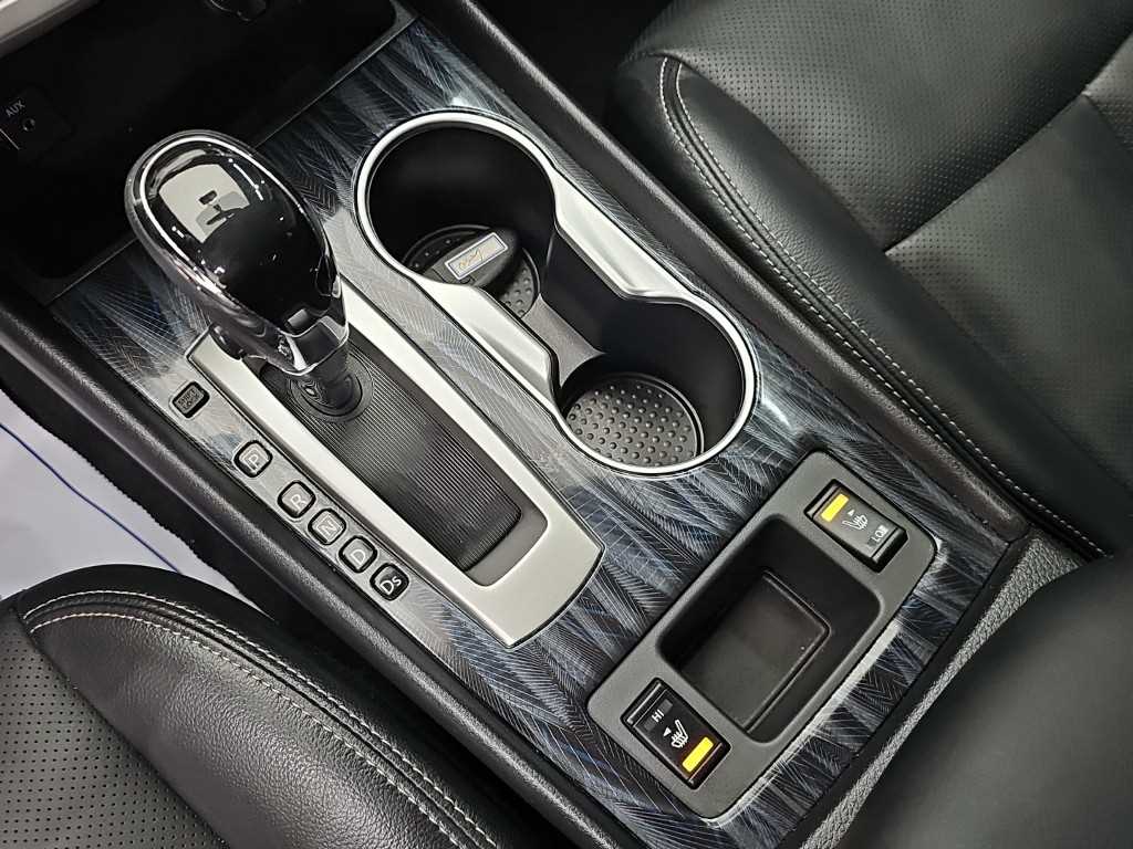Nissan Altima — photo 08