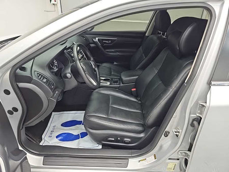 Nissan Altima — photo 11