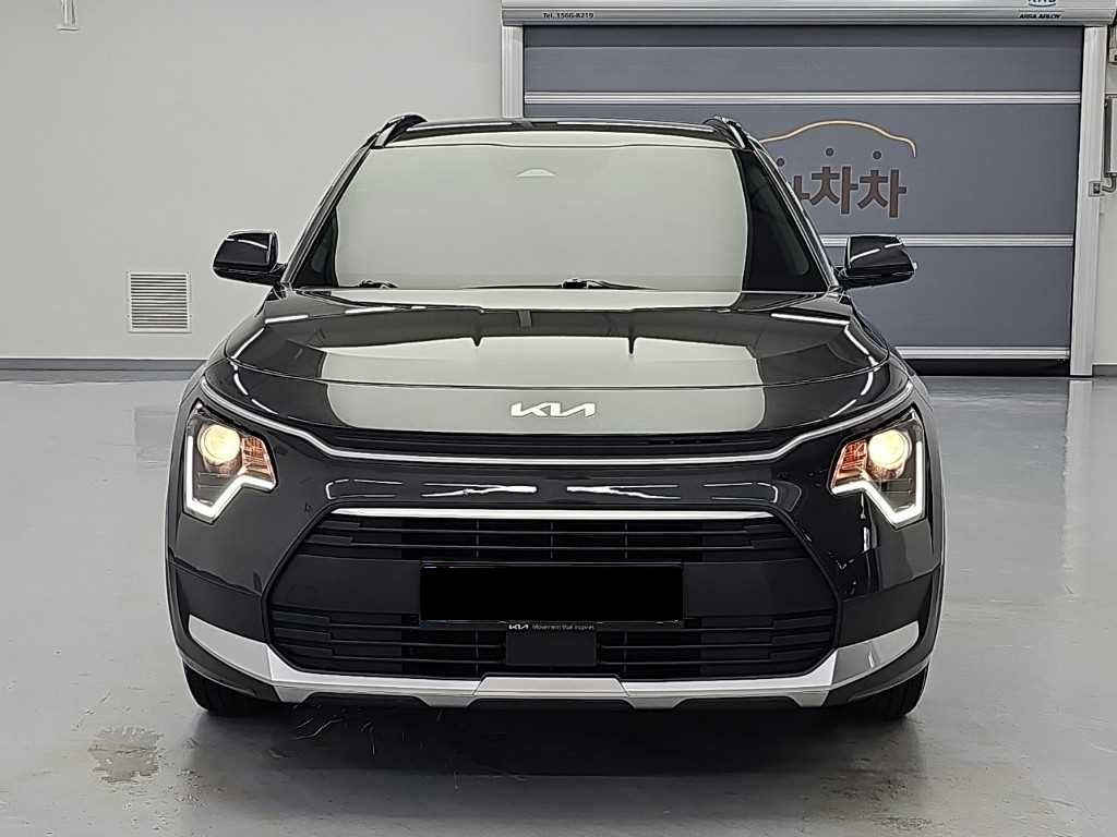 Kia Niro — photo 02