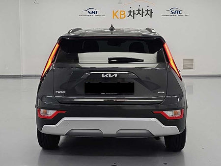 Kia Niro — photo 03