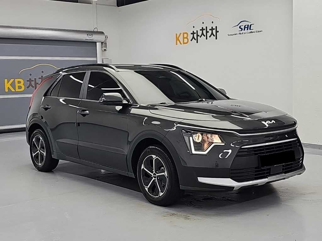 Kia Niro — photo 04