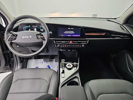 Kia Niro — photo 07