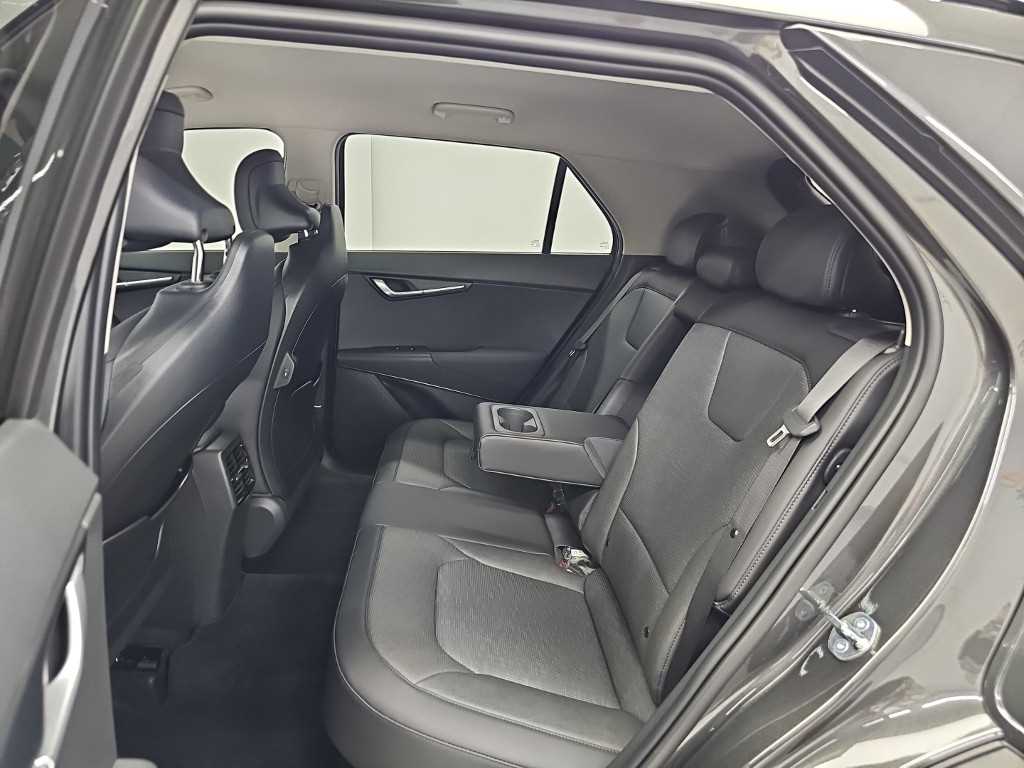 Kia Niro — photo 12