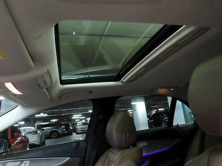 Mercedes-Benz E-Class — photo 17