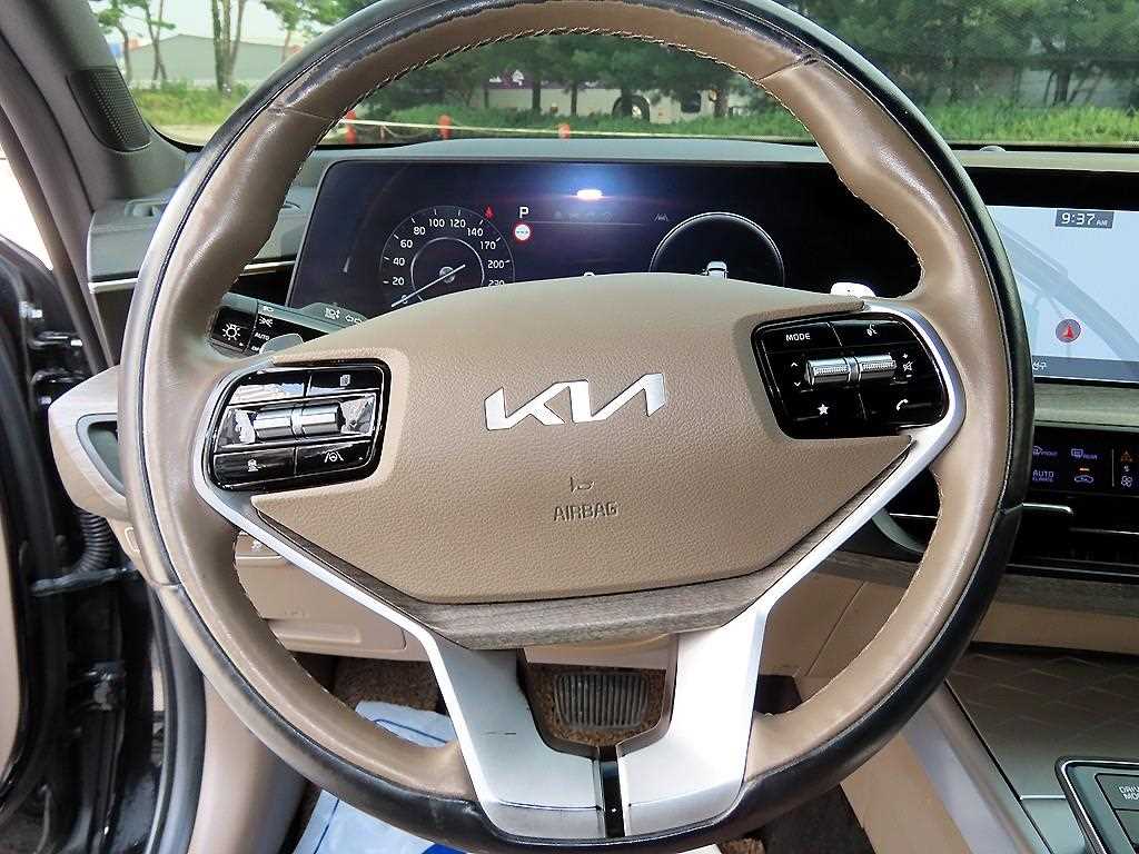 Kia K8 — photo 08