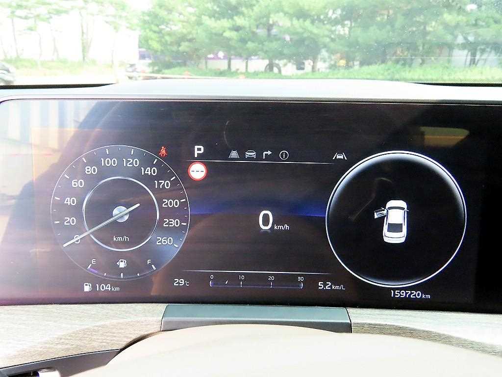 Kia K8 — photo 09