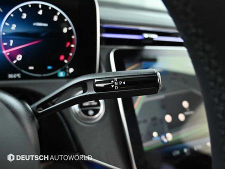 Mercedes-Benz E-Class — photo 09
