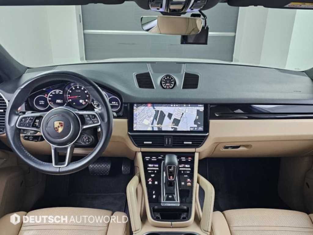 Porsche Cayenne — photo 08