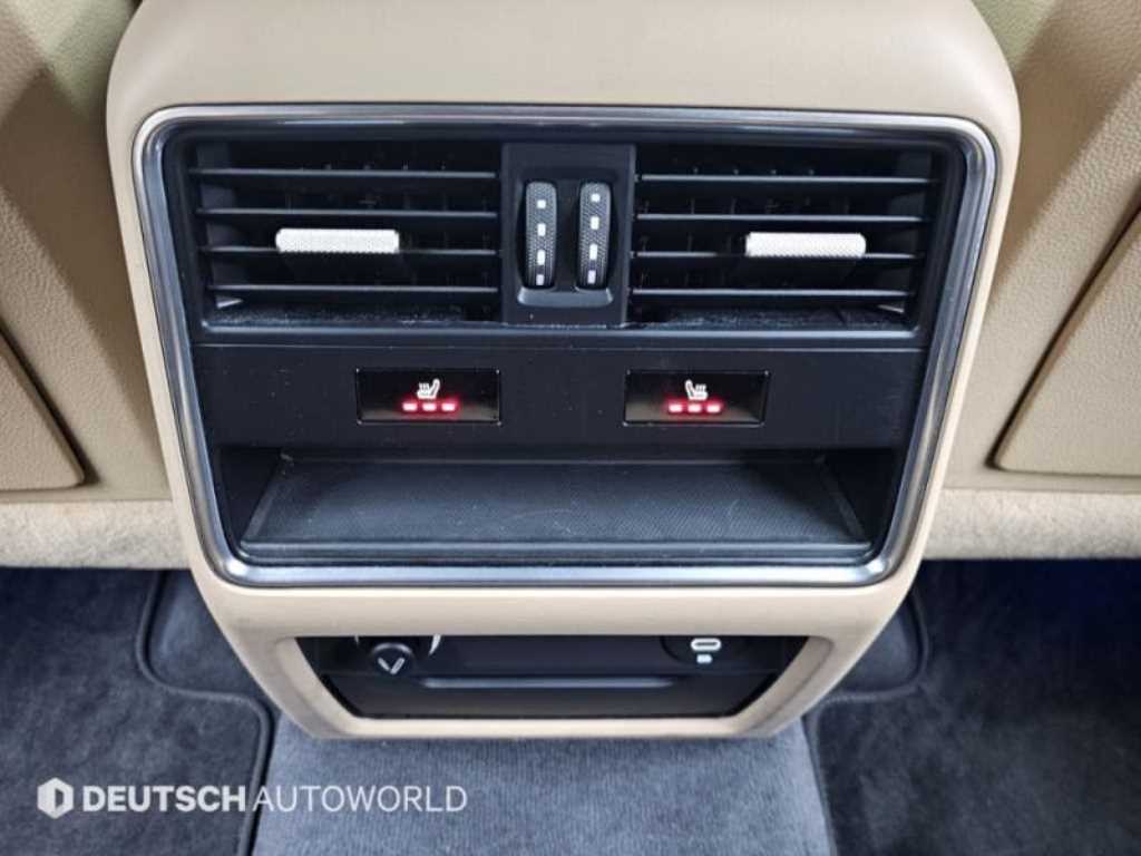 Porsche Cayenne — photo 16