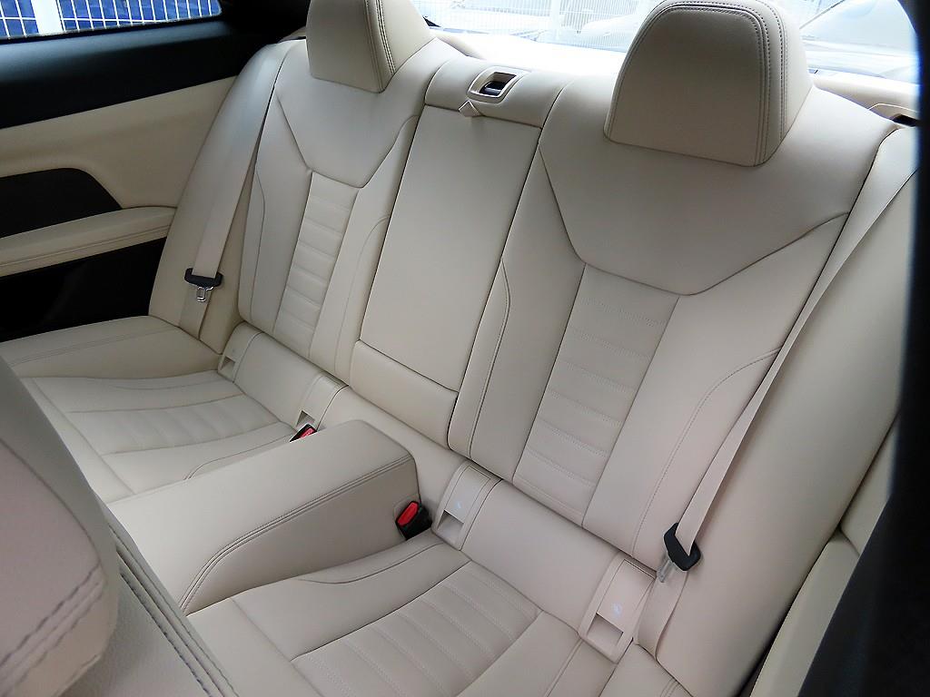 BMW 4-Series — photo 06