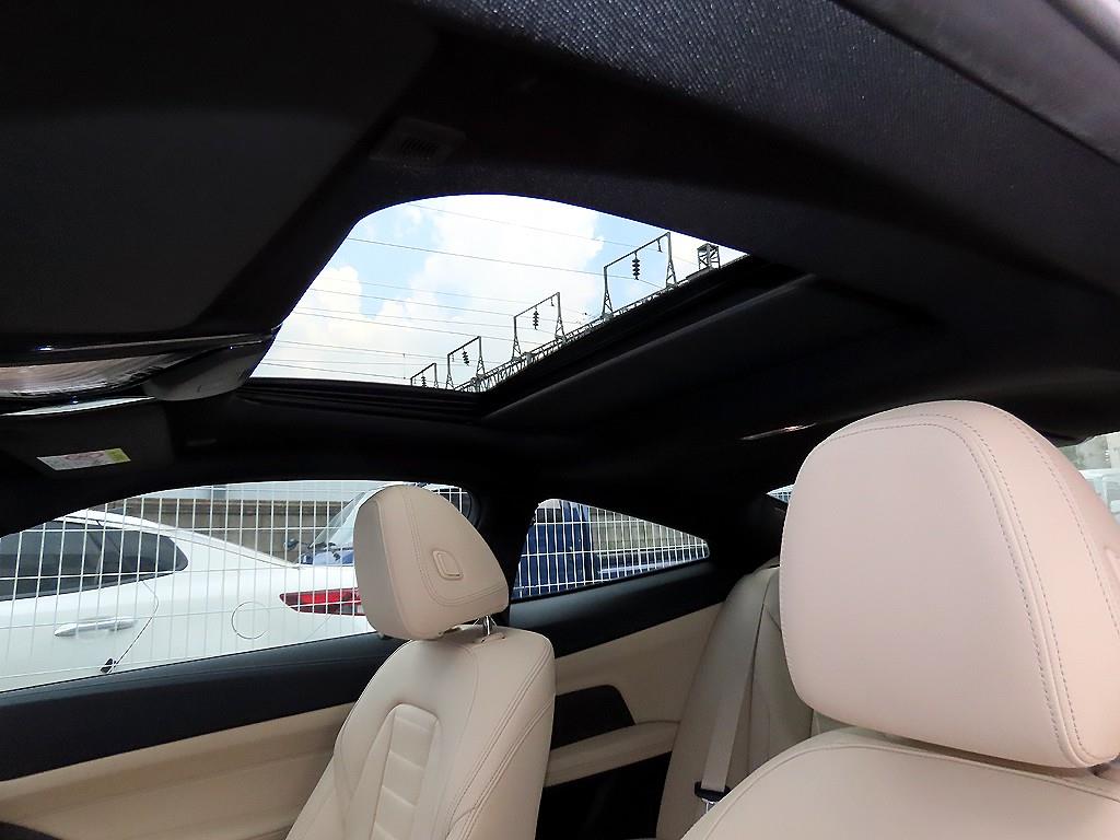 BMW 4-Series — photo 18